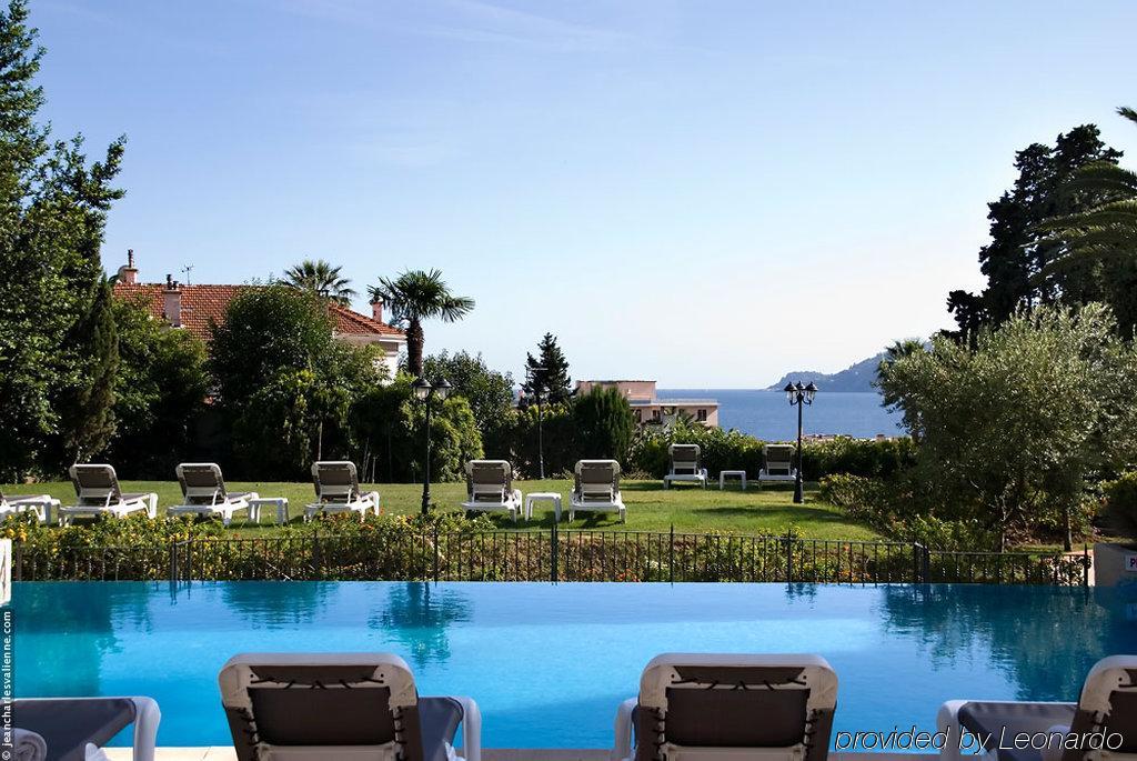 Hotel Chateau De La Tour Канны Удобства фото