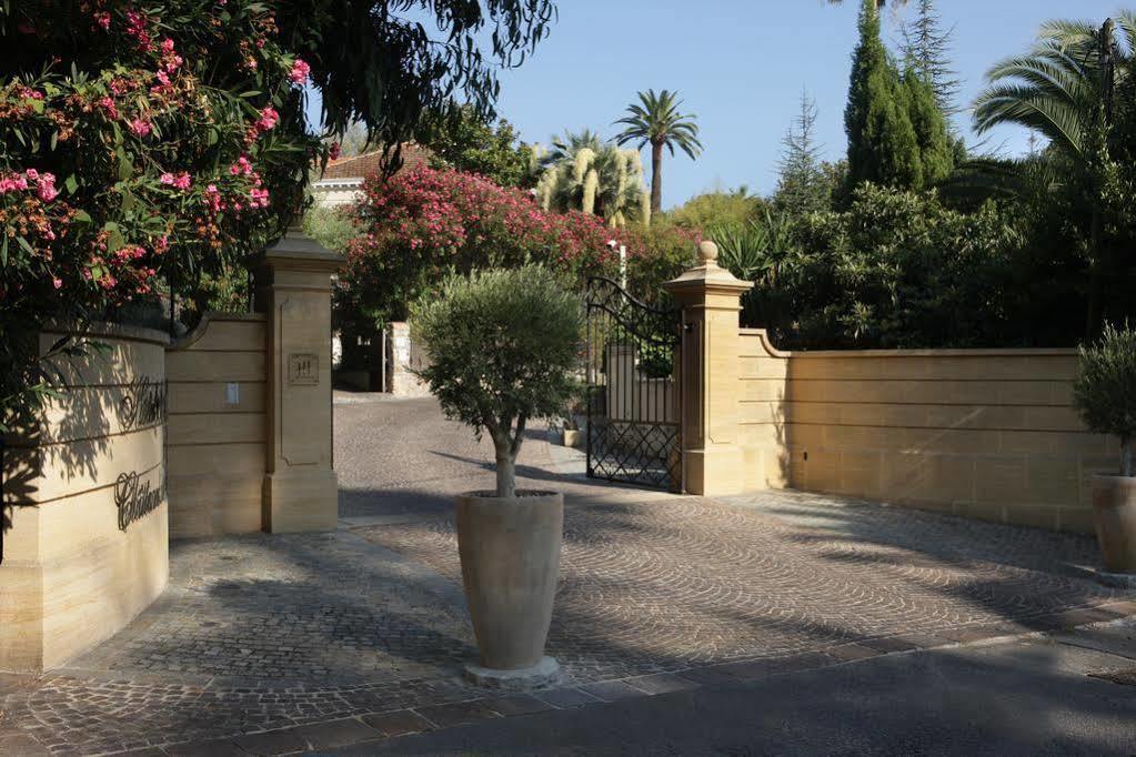 Hotel Chateau De La Tour Канны Экстерьер фото