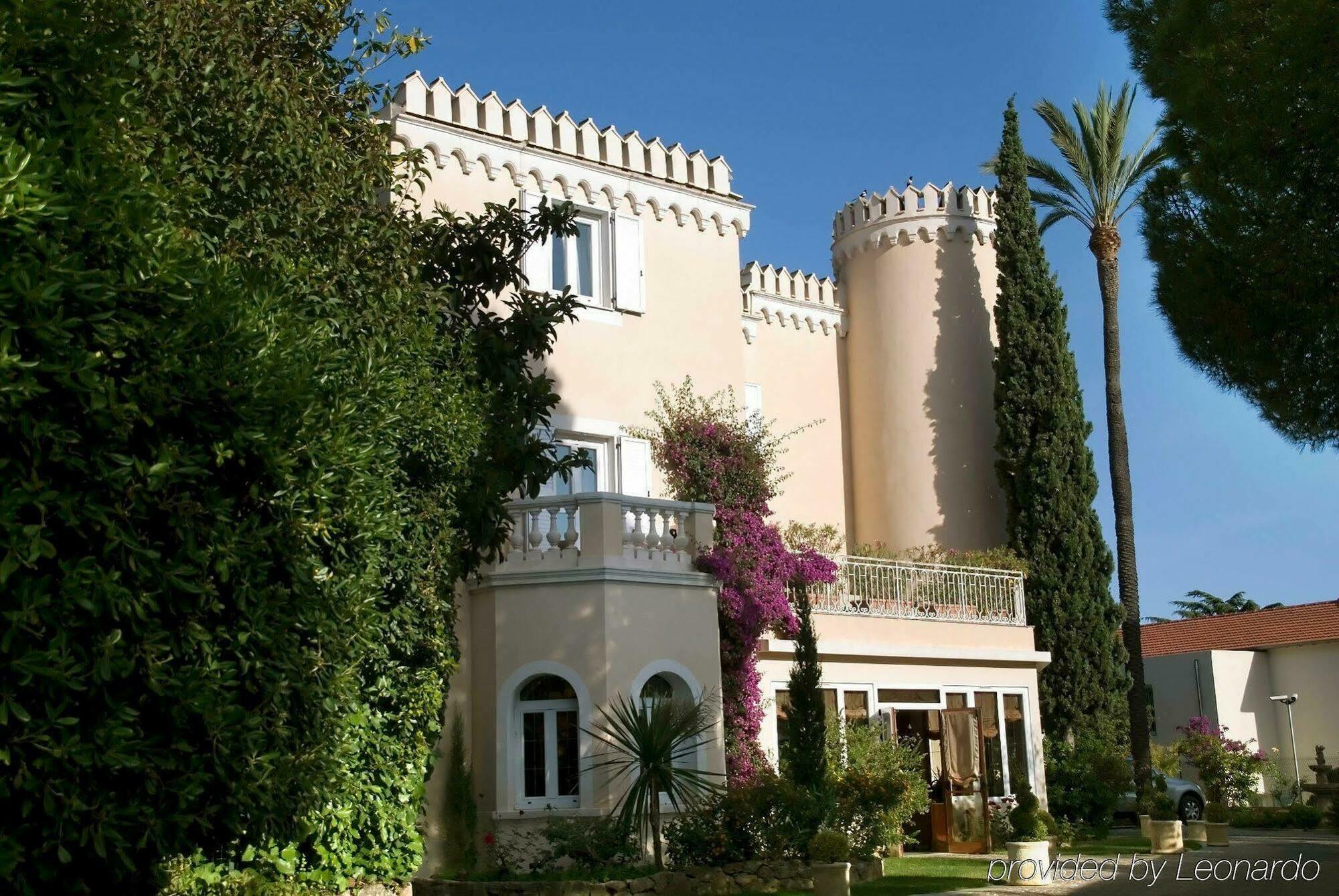Hotel Chateau De La Tour Канны Экстерьер фото